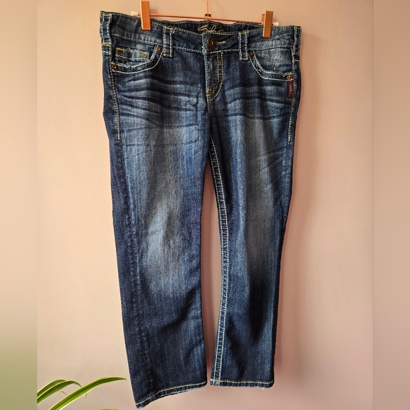 Silver Jeans Denim - The Ultimate Y2K Throwback: Silver Jeans Co. "Santorini" Capris ✨